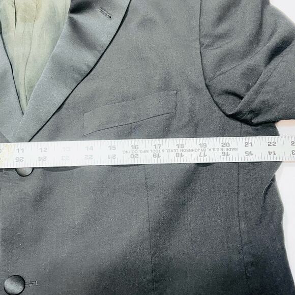 Hugo Boss Womens Wool Blazer 3 Button Lined Vented Pockets Black Used - Picture 6 of 10